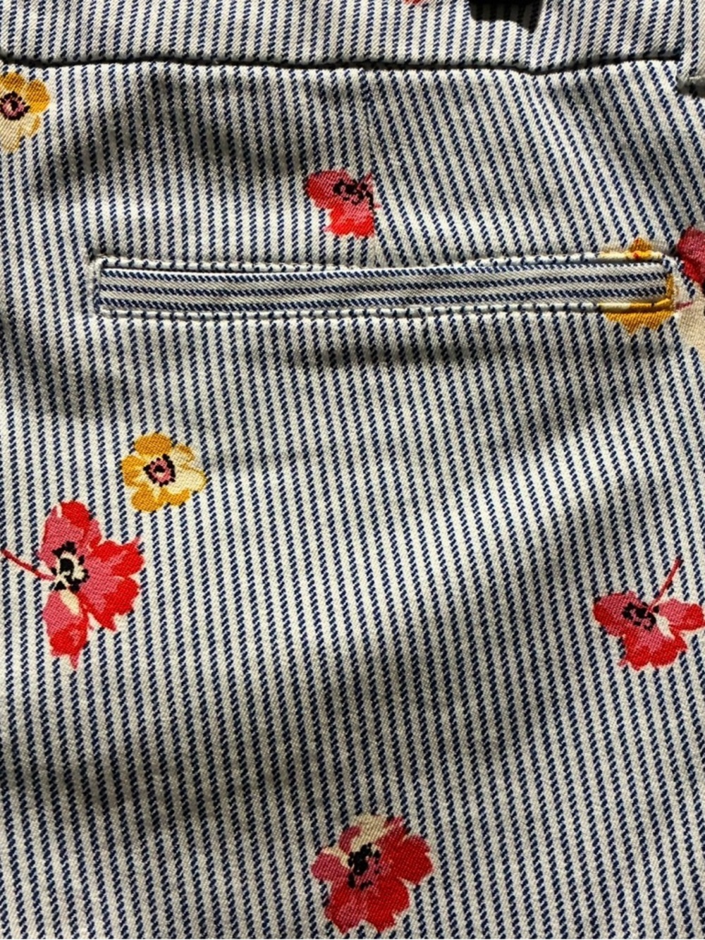 🌸 Old Navy Pixie Mid-Rise Floral Striped Pants Size 8 🌸 - Picture 4 of 6